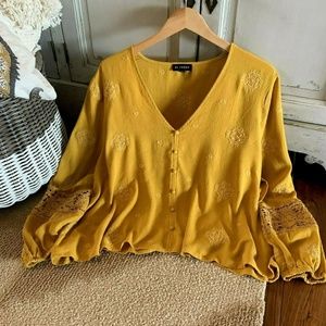 Boutique Plus Size Lace Embroidered Mustard Top
